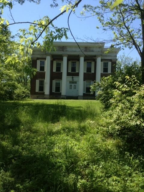 2088 Versailles Road, Frankfort, KY 40601